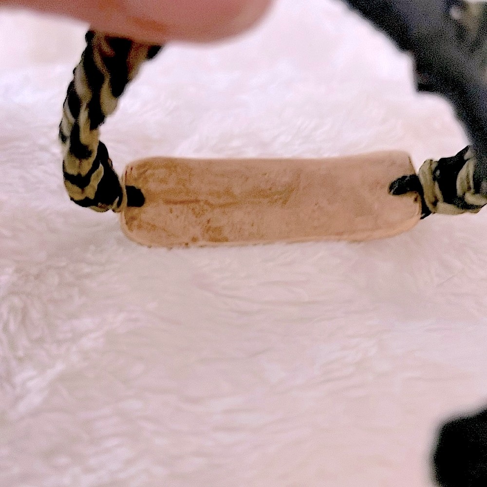 NWOT🦎 BLACK/TAN BRAIDED LEATHER CARVED WOOD LIZARD ADJUSTABLE STRING BRACELET - Picture 5 of 5